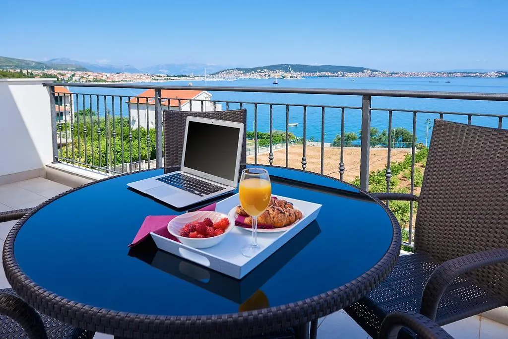 Apartment Villa Mila Trogir Kroatien